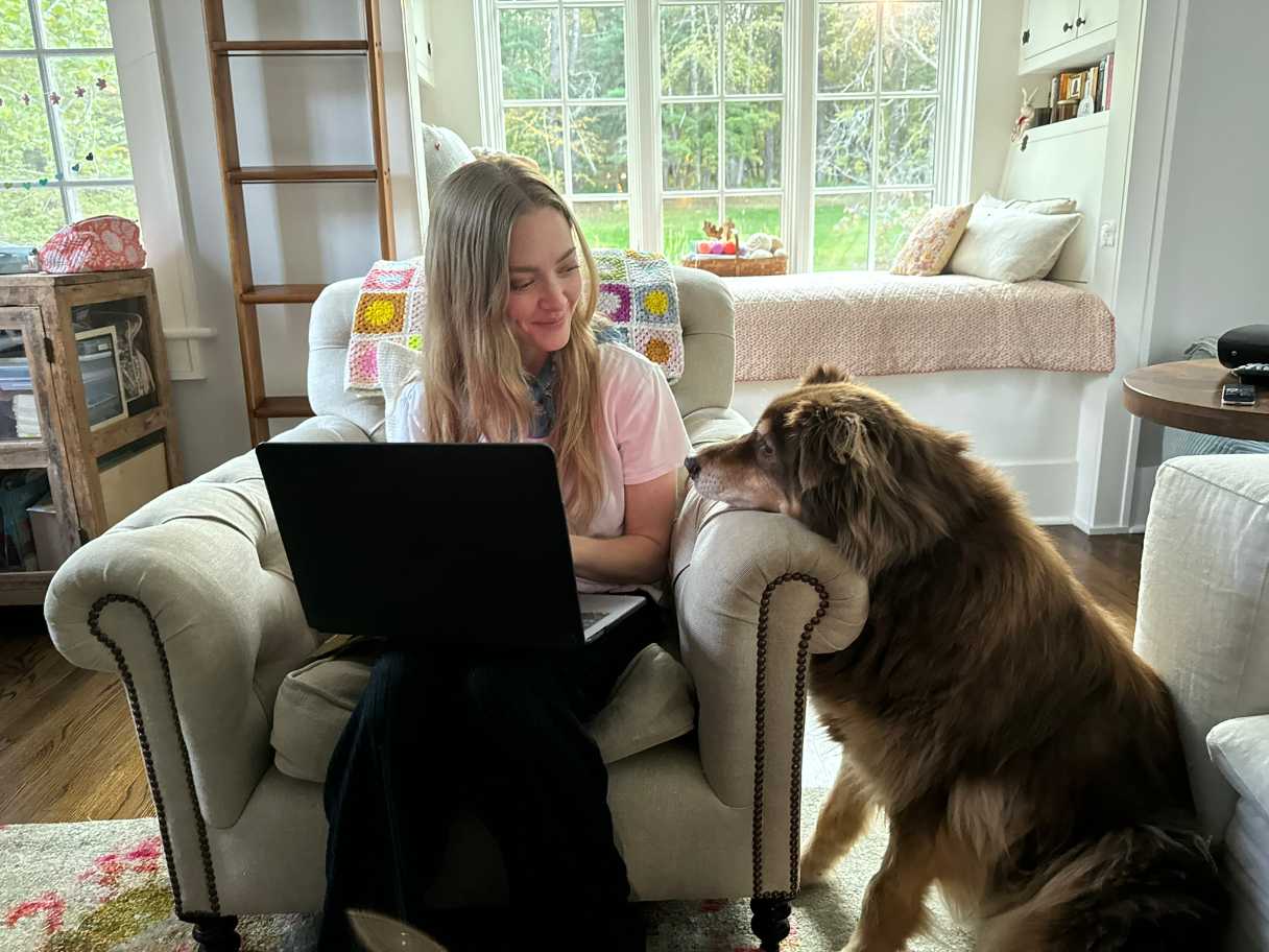 Amanda Seyfried and Finn