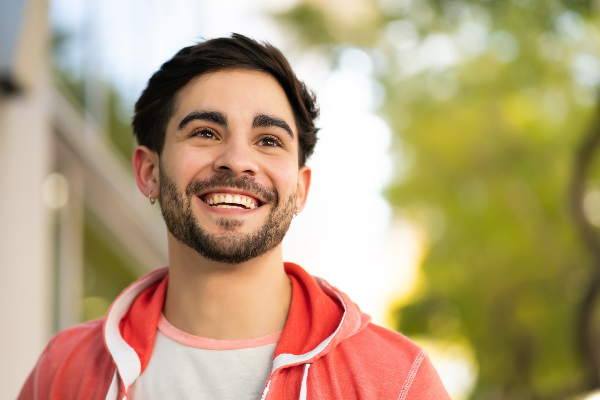 The Pros and Cons of Dental Veneers for Your Teeth